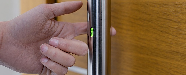 Zutritts­kontrolle bei RK Elektrotechnik in Dresden