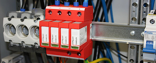 Über­spannungs­schutz bei RK Elektrotechnik in Dresden